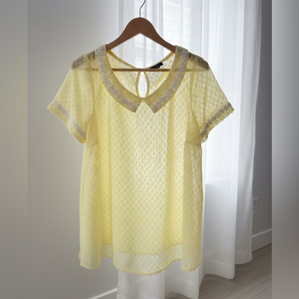 Modcloth Women’s Yellow Daisy Color Sheer Blouse 1X